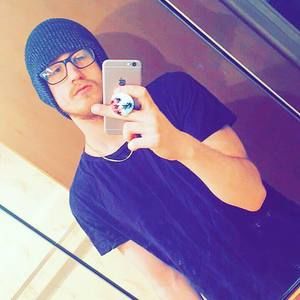 Meet your Posher, Bret